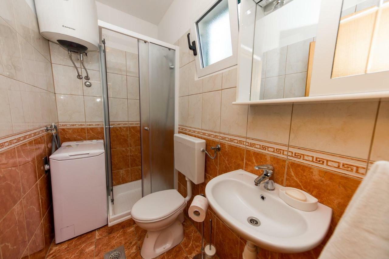 Mare&Karlo Apartman Mali Drvenik Kültér fotó