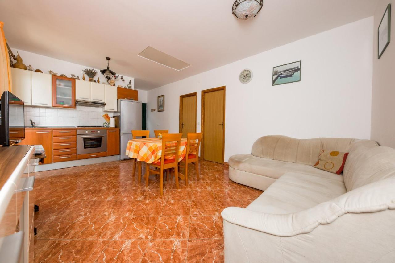 Mare&Karlo Apartman Mali Drvenik Kültér fotó